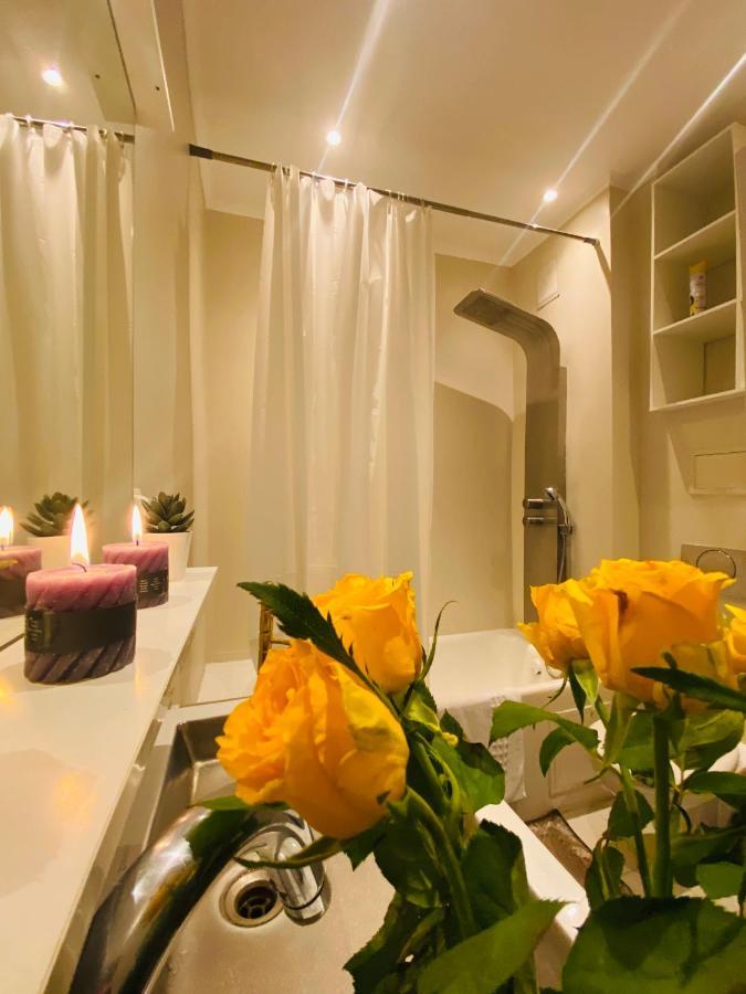 Magnifique 60m2 ,3 Pieces , Equipee,tres Lumineux, 2 Minutes A Pied De La Plage Apartment Nizza