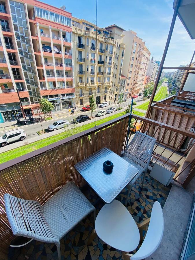 Magnifique 60m2 ,3 Pieces , Equipee,tres Lumineux, 2 Minutes A Pied De La Plage Apartment Nizza